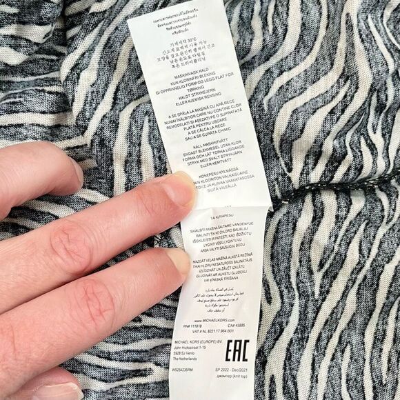 Michael Michael Kors Zebra Print 3/4 Sleeve Blouse 2X - Picture 10 of 10